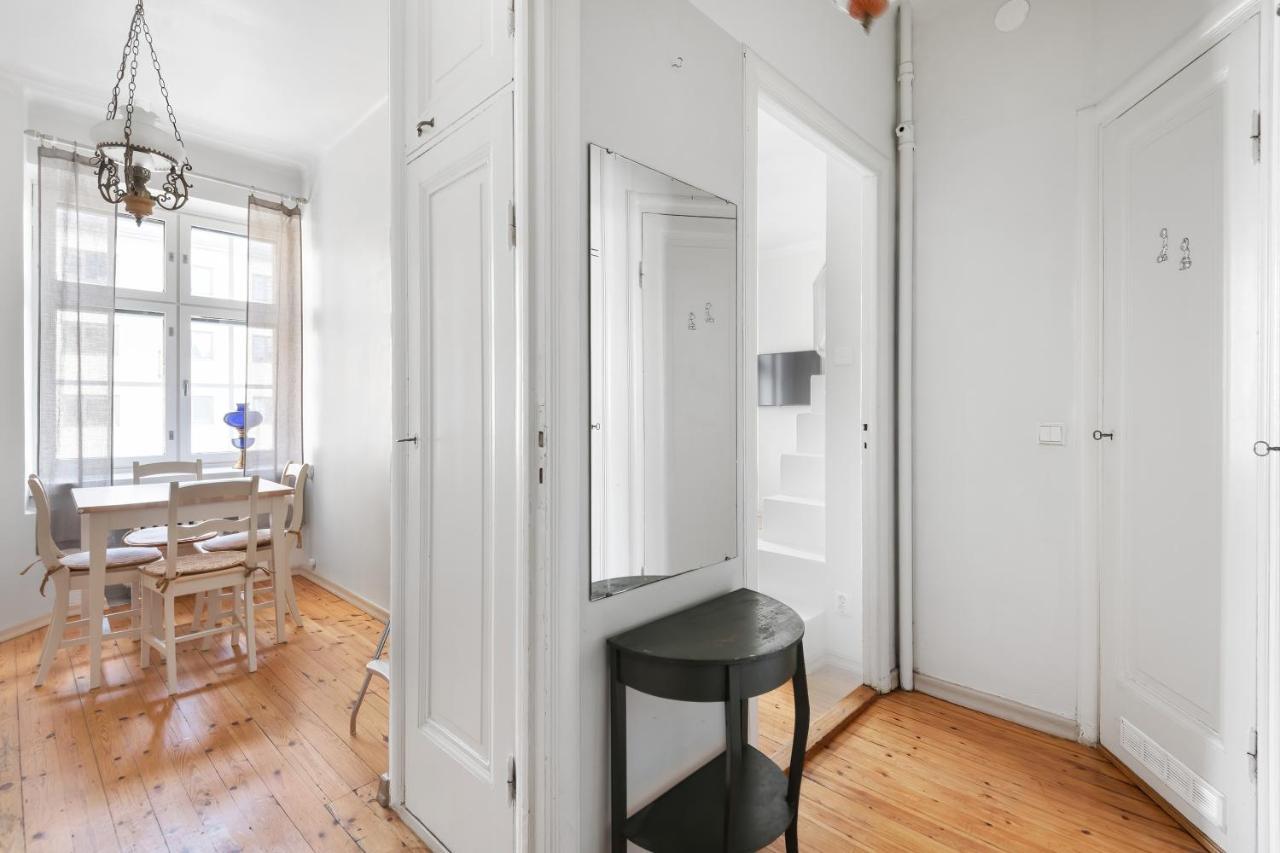 Wehost Spacious Studio For 5 With A Kitchen Helsinki Exterior foto