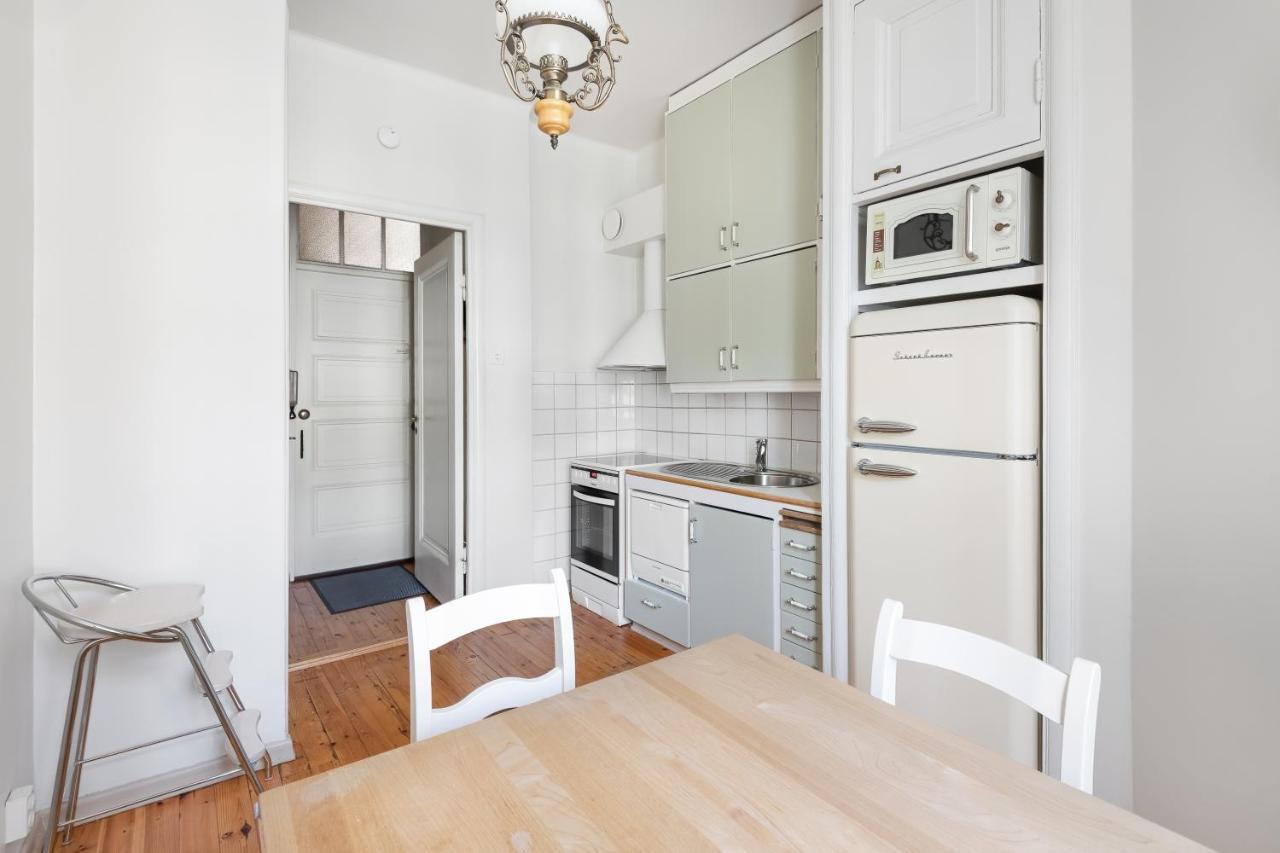 Wehost Spacious Studio For 5 With A Kitchen Helsinki Exterior foto